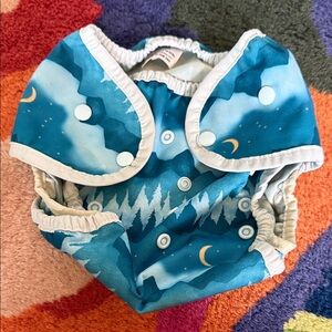 Thirsties diaper cover, GUC, size Two, Snap closure, adjustable snaps